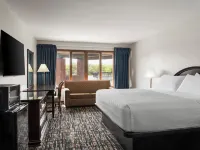 Avalon Hotel & Conference Center - Pet Friendly