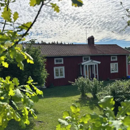 Villa Sakis - Historic Swedish Farm Cottage - Lake & Sauna
