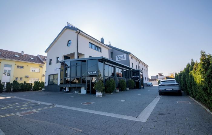 Royal Airport Hotel