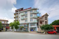 New Airport Hotels - con vista montagne