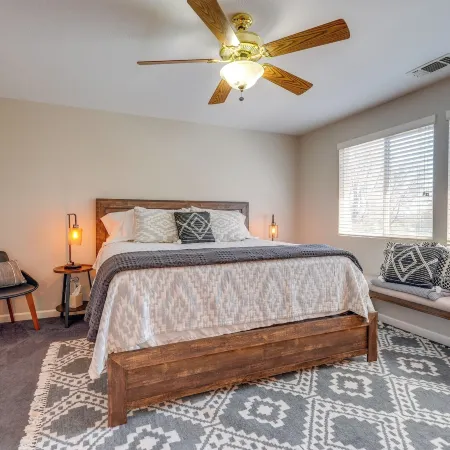 Sierra Foothills Retreat With Public Lake Access Hotels in Copperopolis
