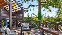 The Grove at Mutiny Bay by Avantstay Walk to Beach Shared Pool + Pickleball Court + Water Views - 2-Star