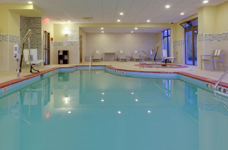 Holiday Inn Express & Suites Laurel by IHG photo 3