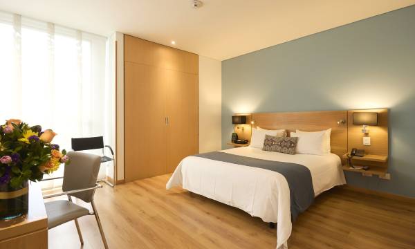 Hotel bh Parque 93