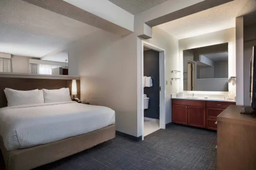Residence Inn Memphis Downtown - 3-Star
