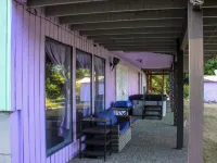 Lavender Oceanview Retreat - 3-Star
