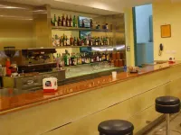 Hotel Mediterraneo - بار