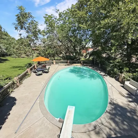 Orchard Oasis 5 Bedroom Home