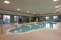 Hampton Inn & Suites Valparaiso - Pools