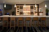Fairfield Inn & Suites Montreal Airport - bar