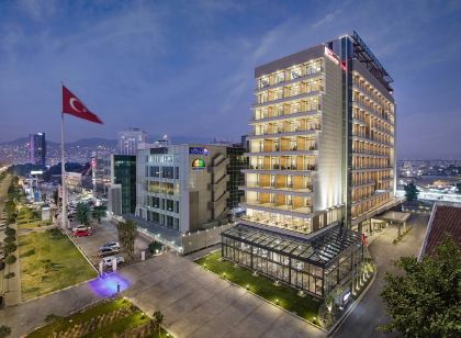 Hilton Garden Inn Izmir Bayrakli