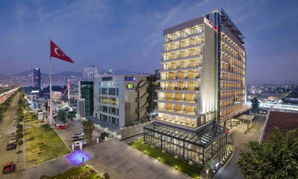 Hilton Garden Inn Izmir Bayrakli
