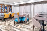 Hampton Inn Sanford - 2 tähden