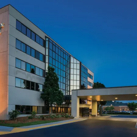 Embassy Suites by Hilton Milwaukee Brookfield