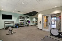 Tru by Hilton Winchester - Gym
