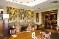 Premier Inn Edinburgh Airport (M9, Jct1) - breakfast