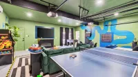 The Reset Estate by Avantstay Sleeps 22 Pool + Hot Tub + Sauna Game Room + Casita 2 Acres - 露台