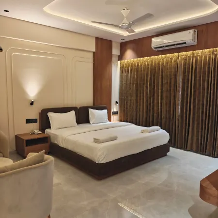 Hotel Majestic Park Inn Hotels in Vapi