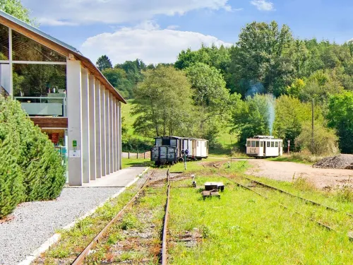 Charming Stay Near Forests