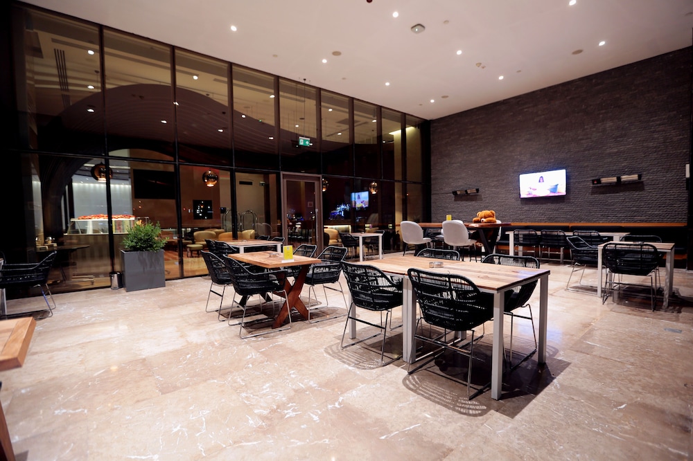 DoubleTree by Hilton İstanbul Ümraniye (DoubleTree by Hilton Istanbul Umraniye)