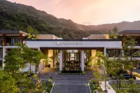 InterContinental Phuket Resort Hotel dekat Seastone Private Pool Villas