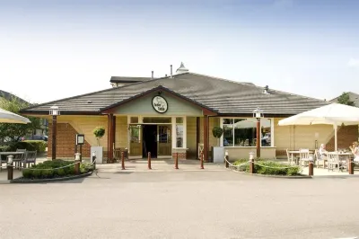 Premier Inn Bradford South Các khách sạn ở Liversedge