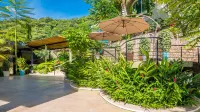 Beach Frontage Armonia Villa with Stunning Views.