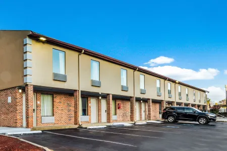 Quality Inn Columbia Airport Отели рядом с достопримечательностью «Запад Колумбия Риверуок Парк энд Амфитеатр»