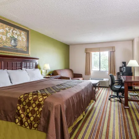 Days Inn by Wyndham Sarasota I-75