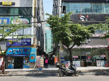 Gimhae Oedong Daonda Hotel