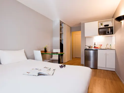 Aparthotel Adagio Access Paris Maisons-Alfort Hotels in Charenton-le-Pont