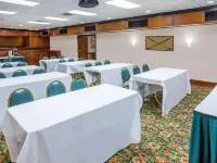 Days Inn & Conf Center by Wyndham Southern Pines Pinehurst Hotels in Moore County