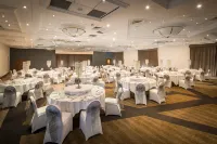 Holiday Inn Peterborough - West Các khách sạn ở Orton Waterville
