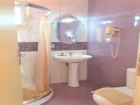 Private Premium Studio for A Pleasant Holiday in A Beautiful Place with Pool AC