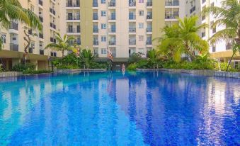 Homey and Simply 2Br Apartment at Cinere Resort