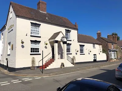 The Fox Hotels near Carding Mill Valley and the Long Mynd