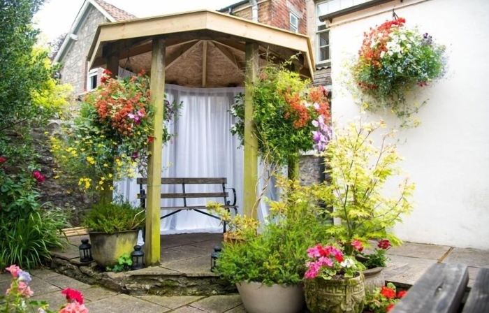 The Oakhill Inn