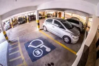 Hotel Mares do Sul - parking