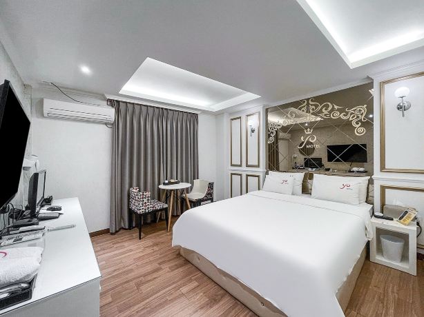 Changwon Myeongseodong YO Hotels in Changwon