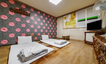 Busan Janglim Blue Moon Hotel