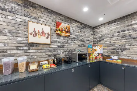 Cheongju French Code Отели рядом с достопримечательностью «Cheongju Zoo»