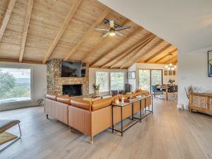 Stunning Ranch House with Pool&Firepit