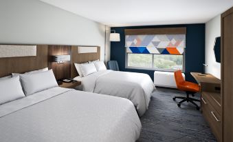 Holiday Inn Express & Suites Lumberton