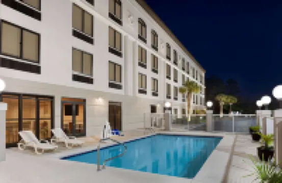 Wingate by Wyndham Wilmington