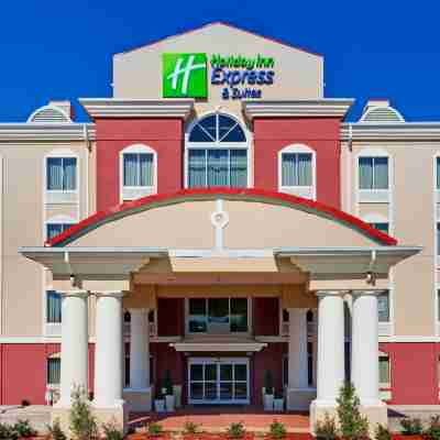 Holiday Inn Express & Suites Byram Hotel Exterior