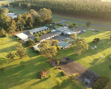 William Macintosh Motor Lodge Hotels in Naracoorte