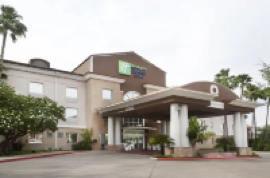 Holiday Inn Express & Suites Brownsville by IHG