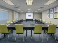Holiday Inn Express & Suites Tullahoma by IHG Hotels in Coffee County