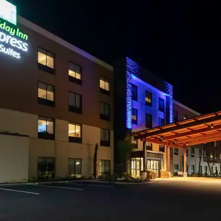 Holiday Inn Express & Suites THE DALLES by IHG