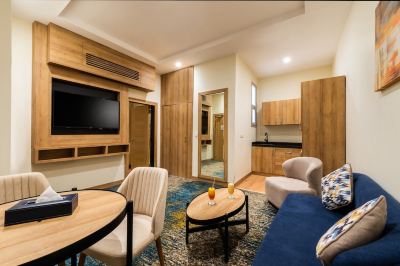 Executive Suite Anan Hotel Photo